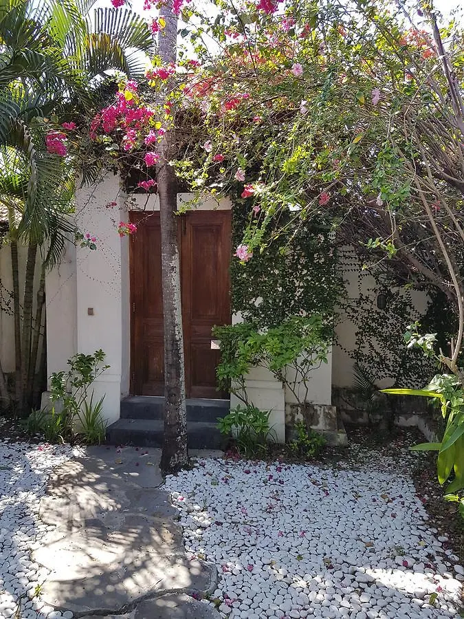 Villa Laella Favella Seminyak Indonézia